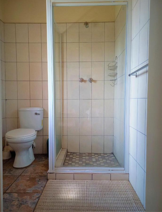 Backpackers Connection @ Jnb Airport Hostel Benoni Εξωτερικό φωτογραφία